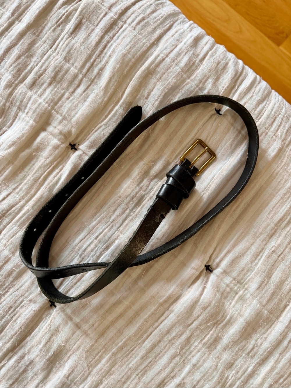 Madewell Black Leather Belt with Gold/Brass Color Buckle (M/L)